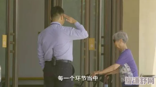 吕红刚一推开门就听见，屋内传来急促的电话铃声和低沉的谈话声，让他心中不禁一紧