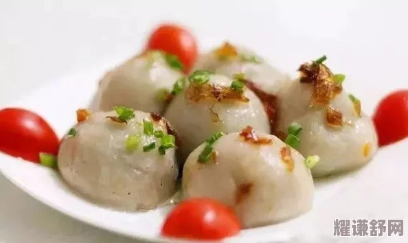 二傻子吃雪萍馍馍的历史背景：穿越时空的美味与文化传承，带你领略不一样的美食历史！
